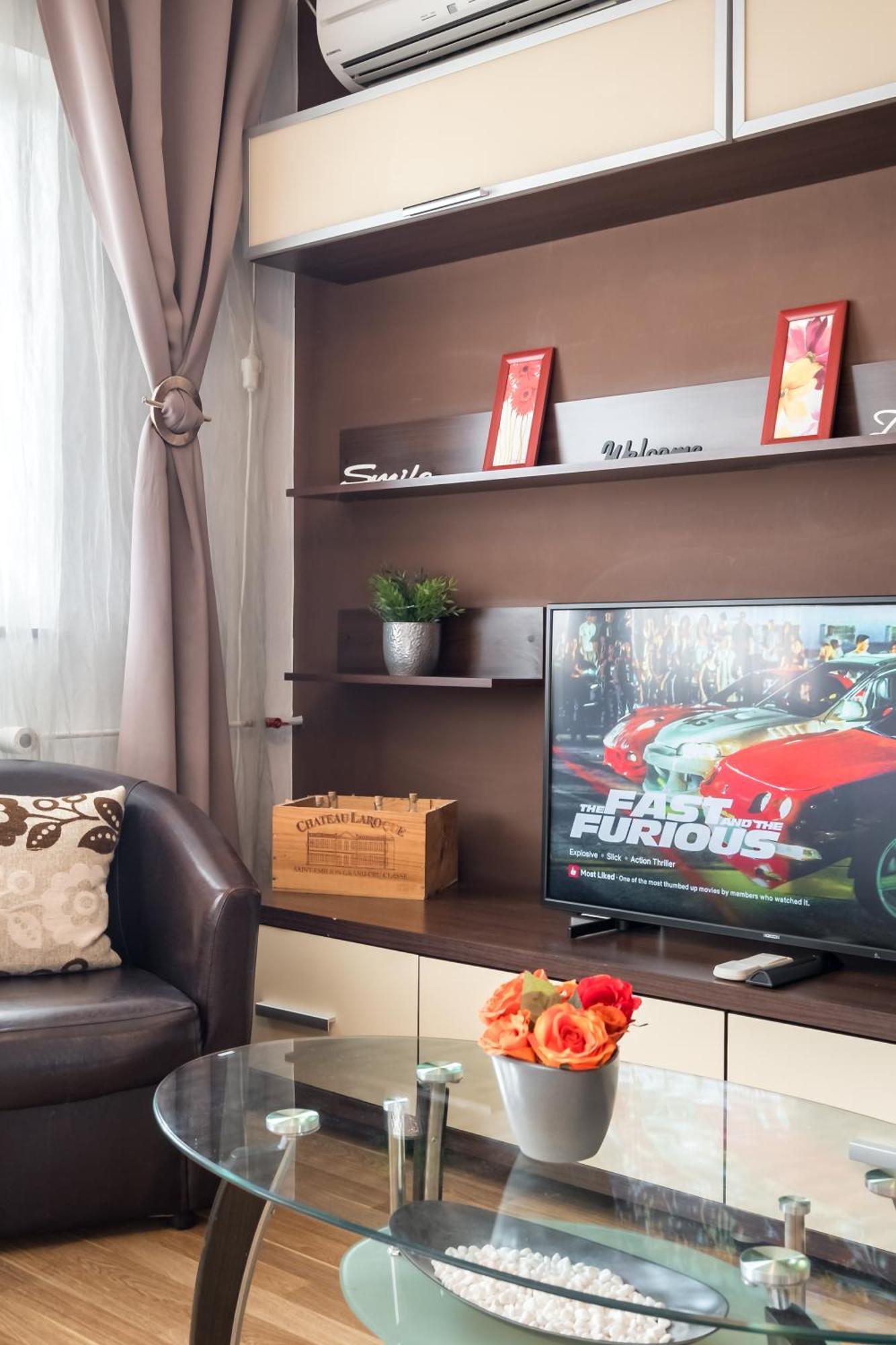 Studio 37 By Mrg Apartments Bucureşti Ngoại thất bức ảnh